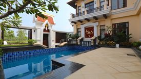 4 Bedroom House for sale in Chonburi