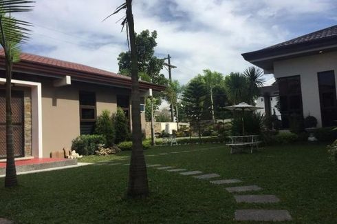 8 Bedroom House for sale in San Francisco, Pampanga