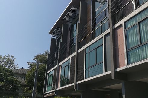 ให้เช่าทาวน์เฮ้าส์ ลอฟท์เลนด์ ลาซาล 3 ห้องนอน ใน บางนา, กรุงเทพ ใกล้ MRT ศรีลาซาล