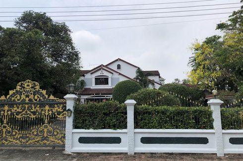4 Bedroom House for rent in Baan Ladawan Srinakarin, Samrong Nuea, Samut Prakan near MRT Si Bearing