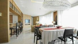 3 Bedroom Condo for sale in Watermark Chaophraya River, Bang Lamphu Lang, Bangkok