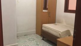 Rumah dijual dengan 14 kamar tidur di Grogol, Jakarta