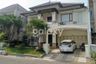 5 Bedroom House for sale in Bulak, East Java