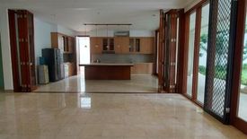 4 Bedroom House for rent in Mampang Prapatan, Jakarta