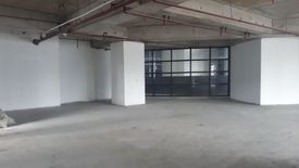 Office for rent in Highway Hills, Metro Manila near MRT-3 Shaw Boulevard