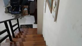 Rumah dijual dengan 4 kamar tidur di Gedangan, Jawa Timur