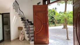 3 Bedroom Townhouse for sale in Thuong Thanh, Ha Noi