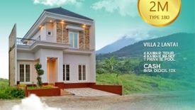 Villa dijual dengan 4 kamar tidur di Kenjeran, Jawa Timur