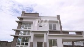 4 Bedroom House for sale in Pulong Santa Cruz, Laguna