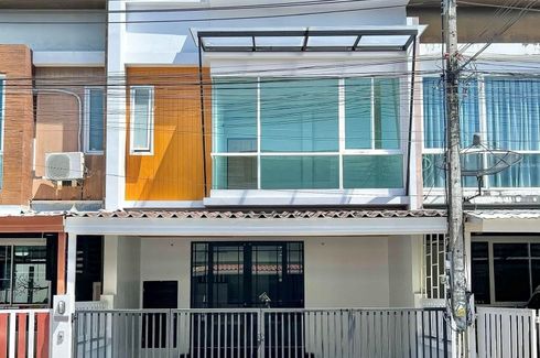 3 Bedroom Townhouse for sale in Ko Kaeo, Phuket