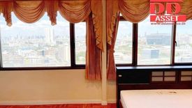 1 Bedroom Condo for sale in Arun Amarin, Bangkok