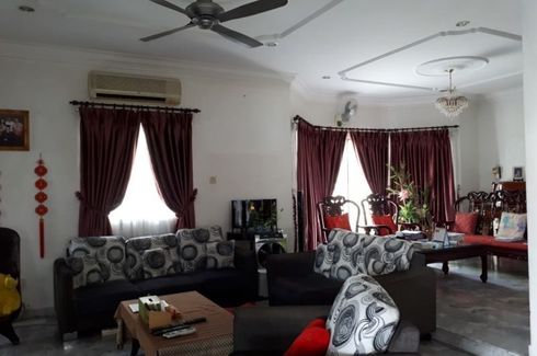 5 Bedroom Villa for sale in Taman Maznah, Selangor