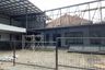 Rumah disewa dengan 4 kamar tidur di Lengkong, Jawa Barat