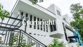 4 Bedroom House for sale in McKinley Hill Village, McKinley Hill, Metro Manila