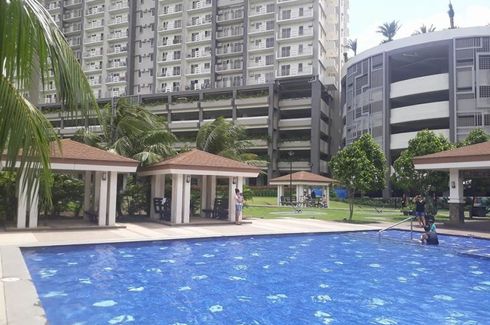 1 Bedroom Condo for sale in Zinnia Towers, Katipunan, Metro Manila near LRT-1 Roosevelt
