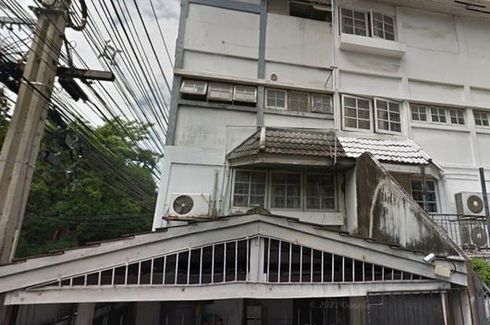 2 Bedroom Townhouse for rent in Bang Kapi, Bangkok near MRT Phetchaburi