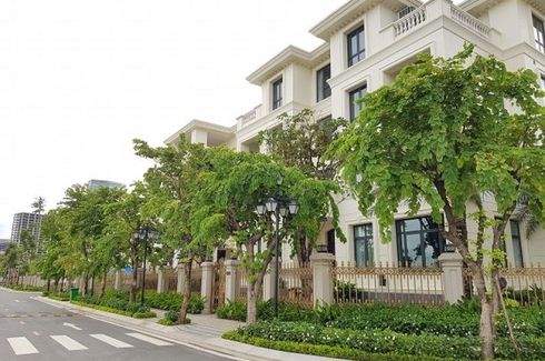 Villa for sale in Vinhomes Golden River, Ben Nghe, Ho Chi Minh