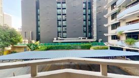 3 Bedroom Condo for rent in Rishi Court, Khlong Toei Nuea, Bangkok near Airport Rail Link Makkasan