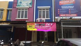 Komersial dijual dengan 2 kamar tidur di Balungbang Jaya, Jawa Barat