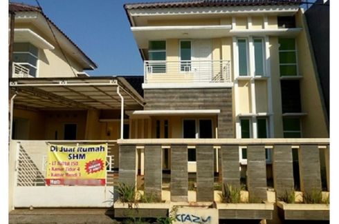 Rumah dijual dengan 4 kamar tidur di Jatiasih, Jawa Barat