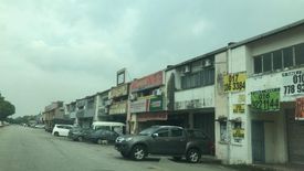 Warehouse / Factory for Sale or Rent in Petaling Jaya, Selangor