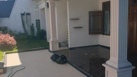 Rumah dijual dengan 3 kamar tidur di Balas Klumprik, Jawa Timur