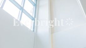 1 Bedroom Condo for sale in Urdaneta, Metro Manila near MRT-3 Ayala