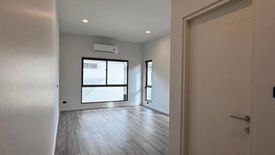 4 Bedroom House for rent in Hua Mak, Bangkok