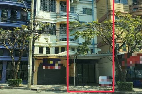 Commercial for Sale or Rent in Lat Phrao, Bangkok