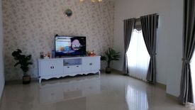 Villa dijual dengan 7 kamar tidur di Kebon Jeruk, Jakarta
