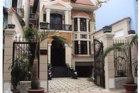 5 Bedroom Villa for sale in Phuong 15, Ho Chi Minh
