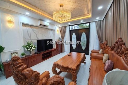 Cần bán nhà riêng 4 phòng ngủ tại Phú Hữu, Quận 9, Hồ Chí Minh