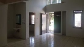 Rumah dijual atau disewa dengan 4 kamar tidur di Baranangsiang, Jawa Barat