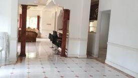 8 Bedroom House for sale in Alabang, Metro Manila