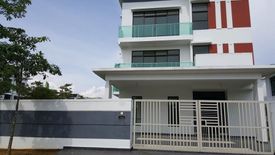 5 Bedroom House for sale in Taman Mutiara Rini, Johor