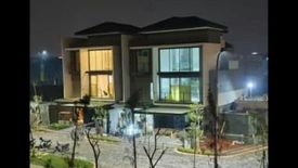 Rumah dijual dengan 5 kamar tidur di Lengkong Kulon, Banten
