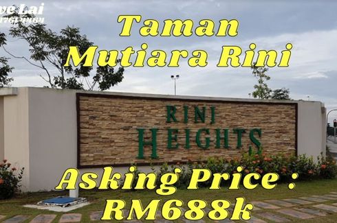 4 Bedroom House for sale in Taman Mutiara Rini, Johor