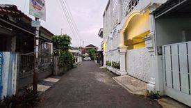 Rumah disewa dengan 5 kamar tidur di Bimo Martani, Yogyakarta