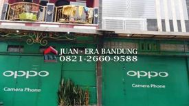 Komersial dijual dengan 3 kamar tidur di Antapani Tengah, Jawa Barat