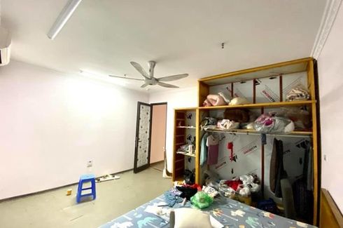 4 Bedroom House for sale in Ngoc Lam, Ha Noi