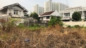 Land for sale in Bang Bamru, Bangkok near MRT Bang Yi Khan