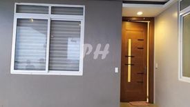 4 Bedroom Townhouse for sale in Apolonio Samson, Metro Manila near LRT-1 Balintawak