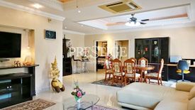 2 Bedroom House for sale in Na Kluea, Chonburi