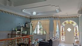Rumah dijual dengan 4 kamar tidur di Penjaringan, Jakarta
