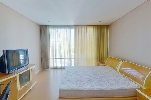 2 Bedroom Condo for rent in Fullerton, Phra Khanong, Bangkok near BTS Thong Lo