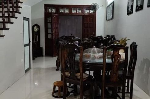 Cần bán nhà riêng 4 phòng ngủ tại Nghĩa Tân, Quận Cầu Giấy, Hà Nội