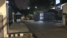 Rumah dijual dengan 3 kamar tidur di Cilandak Timur, Jakarta