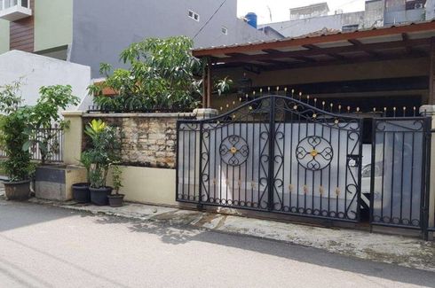 Rumah dijual dengan 3 kamar tidur di Cilandak Timur, Jakarta