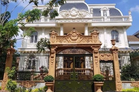 Cần bán villa 5 phòng ngủ tại Bình Trị Đông A, Quận Bình Tân, Hồ Chí Minh