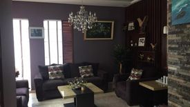 Townhouse dijual dengan 8 kamar tidur di Ciumbuleuit, Jawa Barat